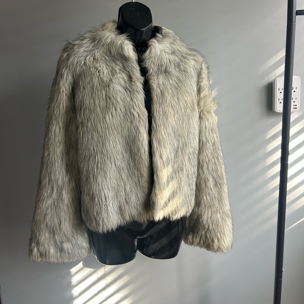 Women's Plush Teddy Jacket - Cream